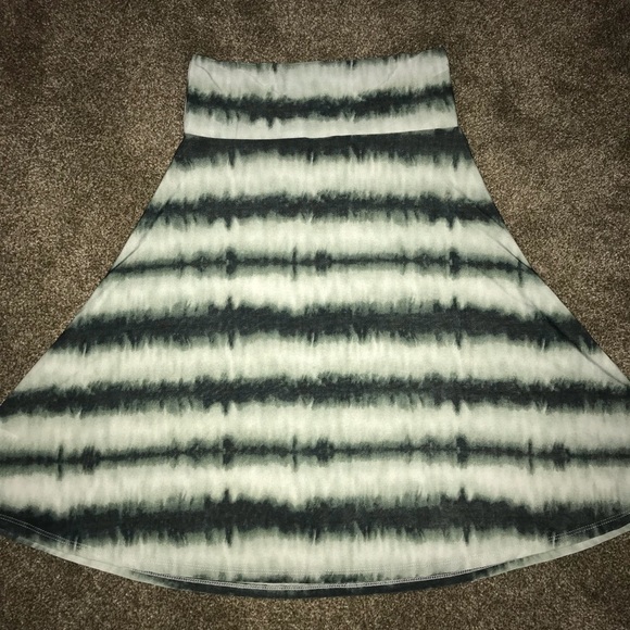 LuLaRoe Dresses & Skirts - Lularoe Azure Green Stripe Tie Dye